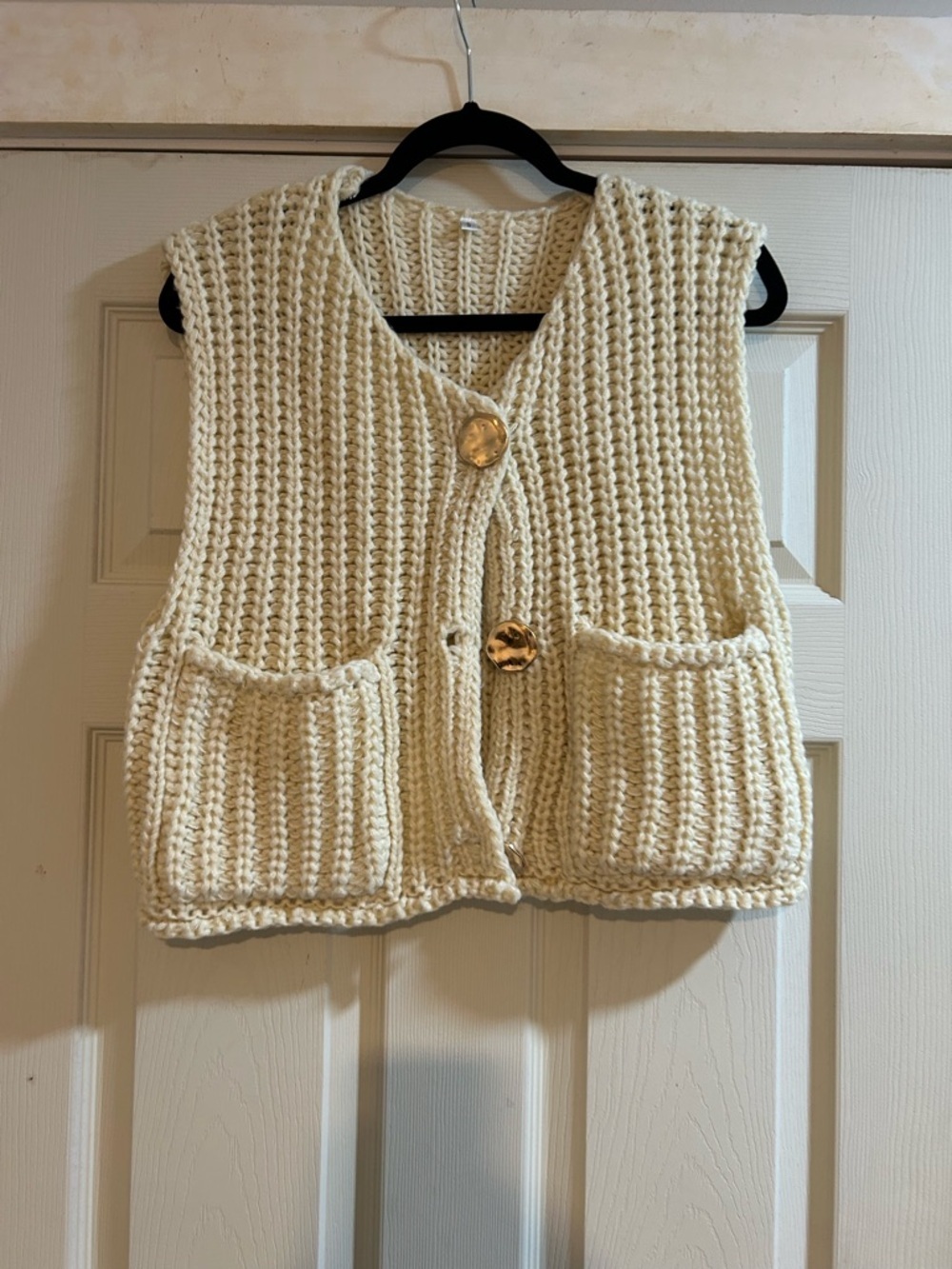Chunky Cream Knit Pocket Vest with Gold Buttons - Picture 2 of 4
